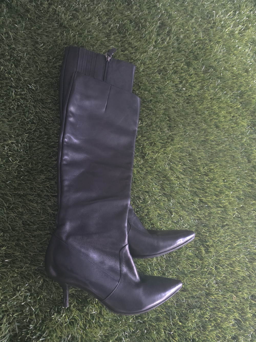 Via Spiga Kitten Heel Women's Black Leather Knee-High Pointed-Toe Boots